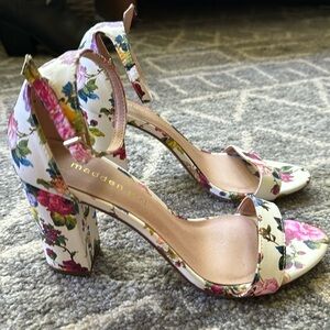 Madden Girl White Floral Block Heel Sandals